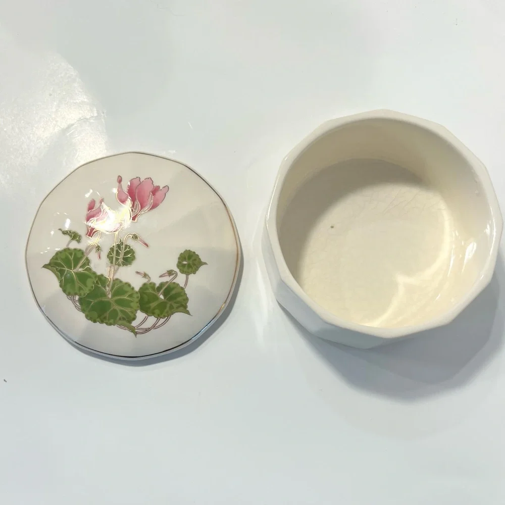 Vintage Otagiri Cyclamen Porcelain Trinket/Ring Box